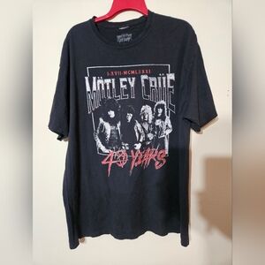 Motley Crue Established 1981 Black Graphic Tee size XL